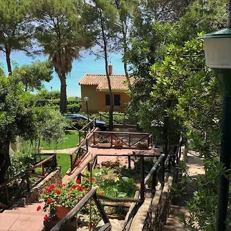 Finestra Sul Mare Holiday home *